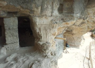 От аладжда манастир